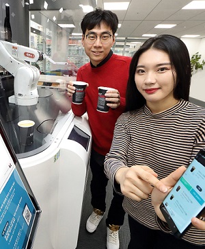 5G 바리스타 로봇이 만드는 커피맛은