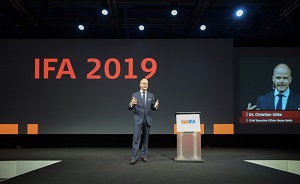 [IFA 2019] 유럽 최대 가전행사에 삼성 ‘5G’, LG '인공지능’ 앞세워