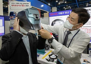 삼성이 구축 지원한 스마트공장 중소기업 봤더니