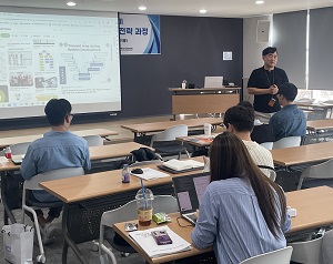 성남시 중소중견기업, 디지털 전환과 ESG 경영 배우자